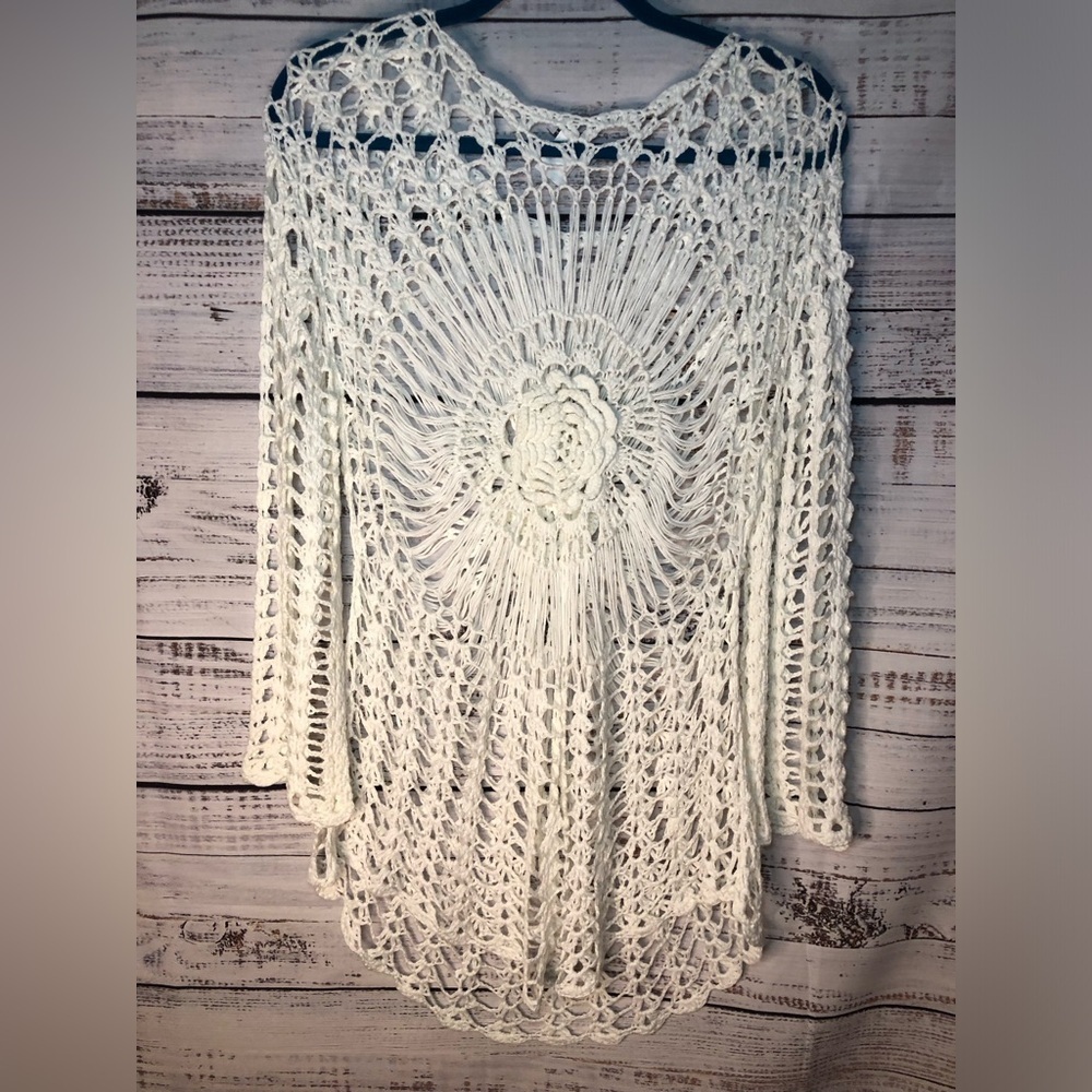 VENUS White Crochet Swim Coverup NWOT size S/M ☀️🔥☀️ - Picture 10 of 14